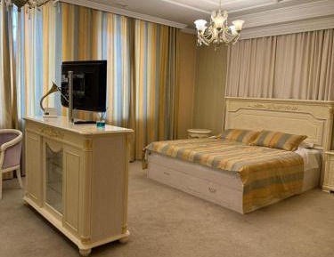 Deluxe Double Room with Bath