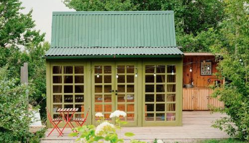 One-Bedroom Bungalow