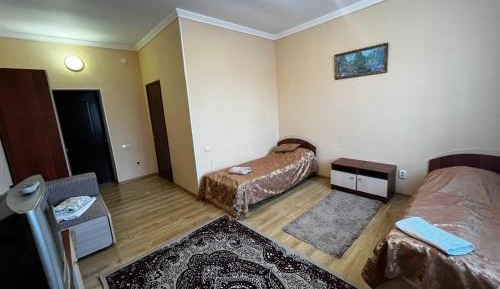 Economy Triple Room