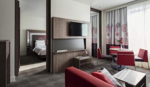 Junior King Suite