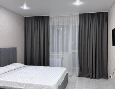 One-Bedroom Apartment with Balcony