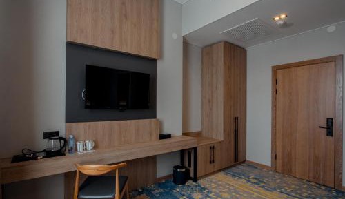 Standard King Room