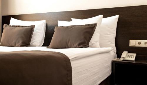 Queen Suite