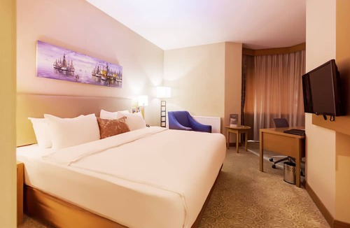 Oskemen Hotel | Hayat Hospitality Oskemen