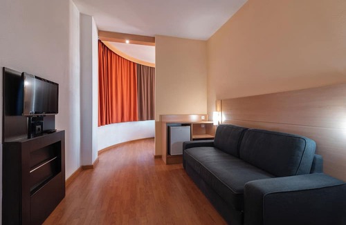 Almaty District Hotel | ibis Astana