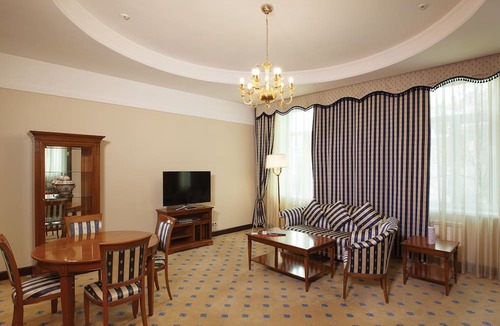 Medeu District Hotel | Grand Hotel Tien Shan