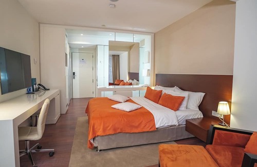 Medeu District Hotel | Park Hotel Almaty