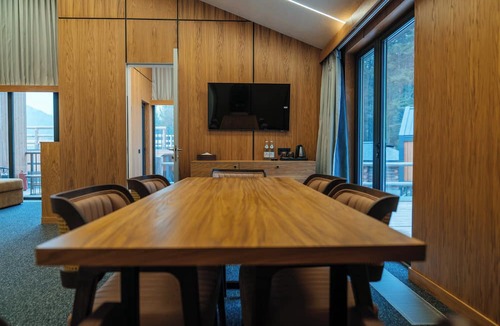 Medeu District Hotel | Qazaq Auyl