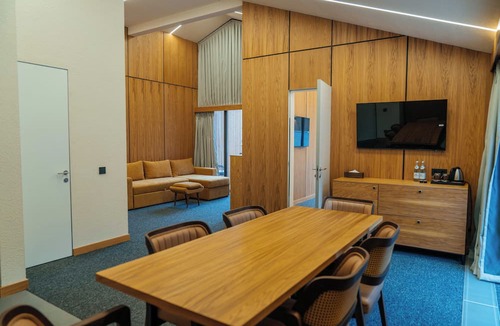 Medeu District Hotel | Qazaq Auyl