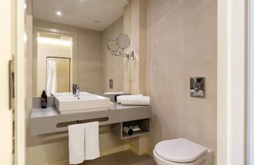 Medeu District Hotel | Renion Almaty Hotel
