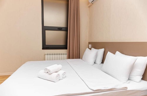 Aktau Bed & Breakfast | Aston Hotel