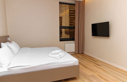 Aktau Bed & Breakfast | Aston Hotel