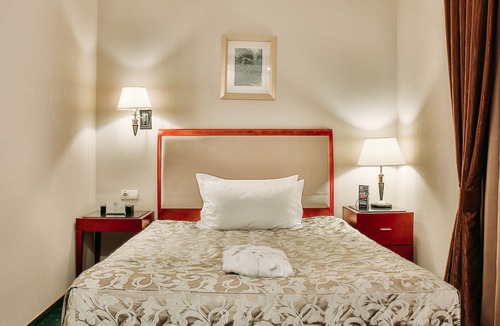 Almaty District Hotel | Goldman Empire