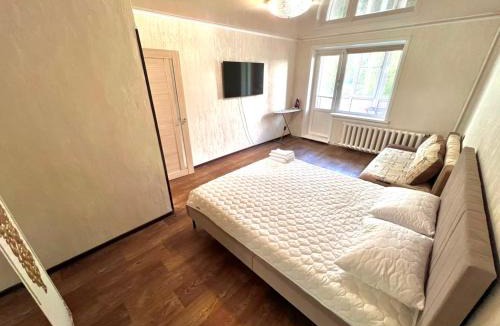 Petropavlovsk Apartment | Люкс однокомнатная квартира в центре напротив Достык молл, Аврора, Рахмет