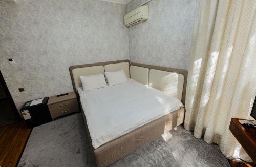 Taraz Hotel | Luxurious