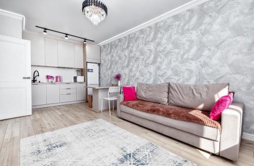 Almaty District Apartment | "Гималайская роза" уютная квартира возле вокзала Нурлы жол