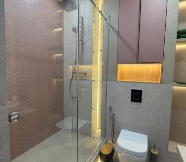 Pavlodar Apartment | Satpaeva 182 Str by StayInn