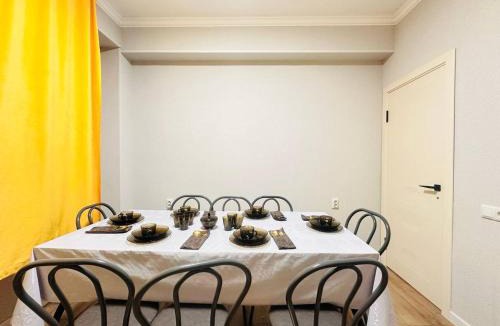 Almaty Apartment | Гостевой Хаб у Сайрана 8 спальных мест у автовокзала