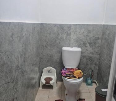 Saty Apartment | Nur Guest House 17