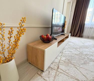 Tuzdybastau Apartment | Алтын Сити, просторные апартаменты рядом с аэропортом