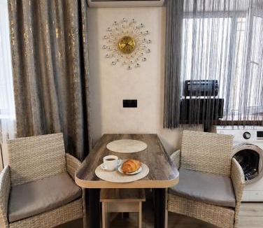 Karagandy Apartment | 3-х комнатная, уютная и стильная в центре у Парка Вечный огонь