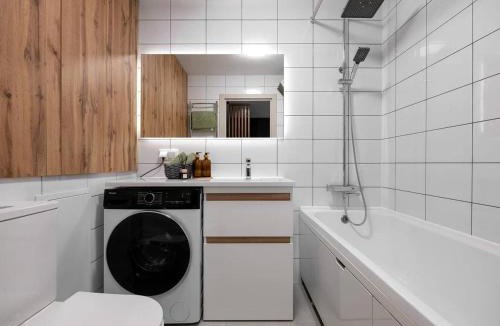 Almaty Apartment | Perfect Apartment for family & groups of friends & City Center Apartment