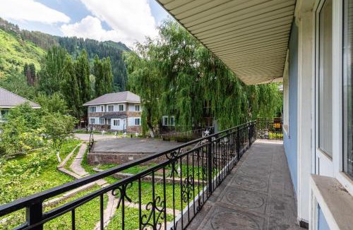 Bostandyk District Hotel | Tau Shyraq