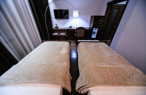 Pavlodar Hotel | Dvin Hotel