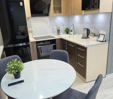 Oskemen Apartment | Уютная квартира в Центре, Ауэзова 49