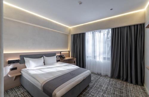 Almaty Hotel | Renion Almaty Hotel