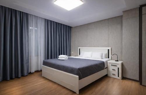 Almaty District Apartment | 19 эт ИЗУМИТЕЛЬНЫЙ ВИД на Мечеть Хазрет Султан, 2 раздельные кровати,раскладной диван, 2 санузла