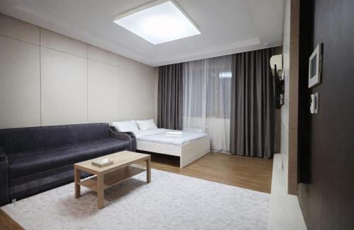 Almaty District Apartment | 19 эт ИЗУМИТЕЛЬНЫЙ ВИД на Мечеть Хазрет Султан, 2 раздельные кровати,раскладной диван, 2 санузла
