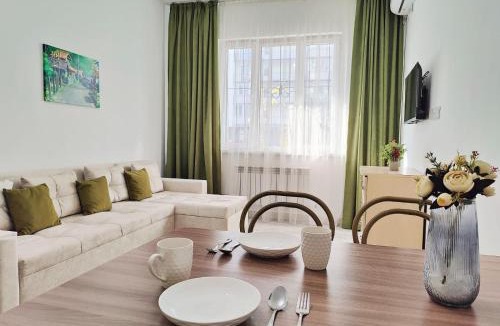 Medeu District Apartment | Oskar 1 Central park