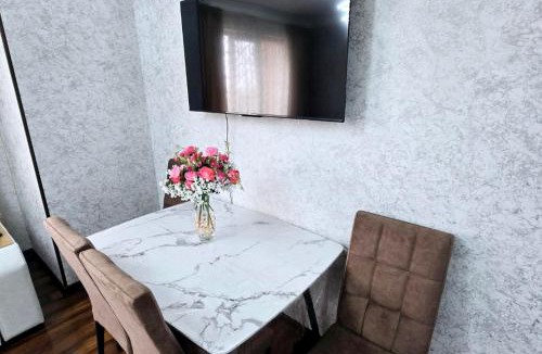 Shymkent Apartment | 2х-ком Люкс Желтоксан 17а - 6й этаж лифт есть