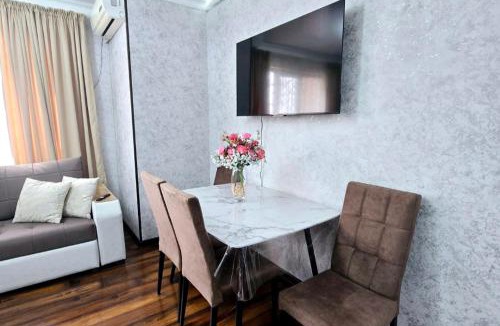 Shymkent Apartment | 2х-ком Люкс Желтоксан 17а - 6й этаж лифт есть