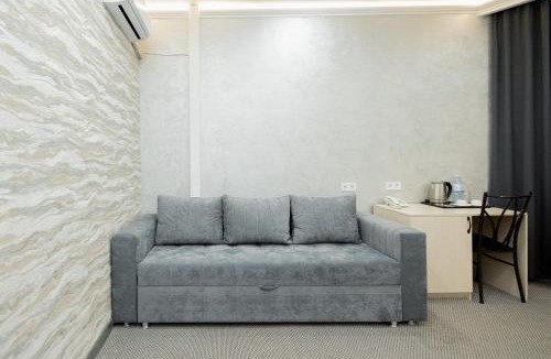 Nur-Sultan Hotel | "Rush Hotel"