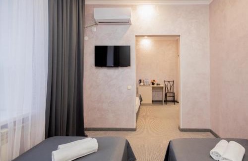 Nur-Sultan Hotel | "Rush Hotel"