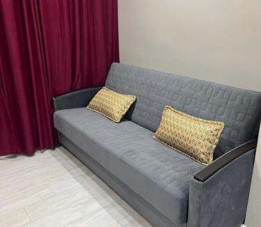 Aktobe Apartment | Двухкомнатные апартаменты в центре Актобе с двумя кроватями