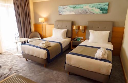 Aktau Hotel | Holiday Inn - Aktau - Seaside by IHG