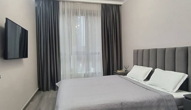 Business-Class Comfort in Central Almaty – Stylish Apartmentn