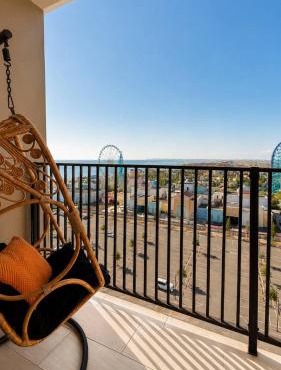 Трехкомнатные Апартаменты В Жилом Комплексе Aktau Riviera